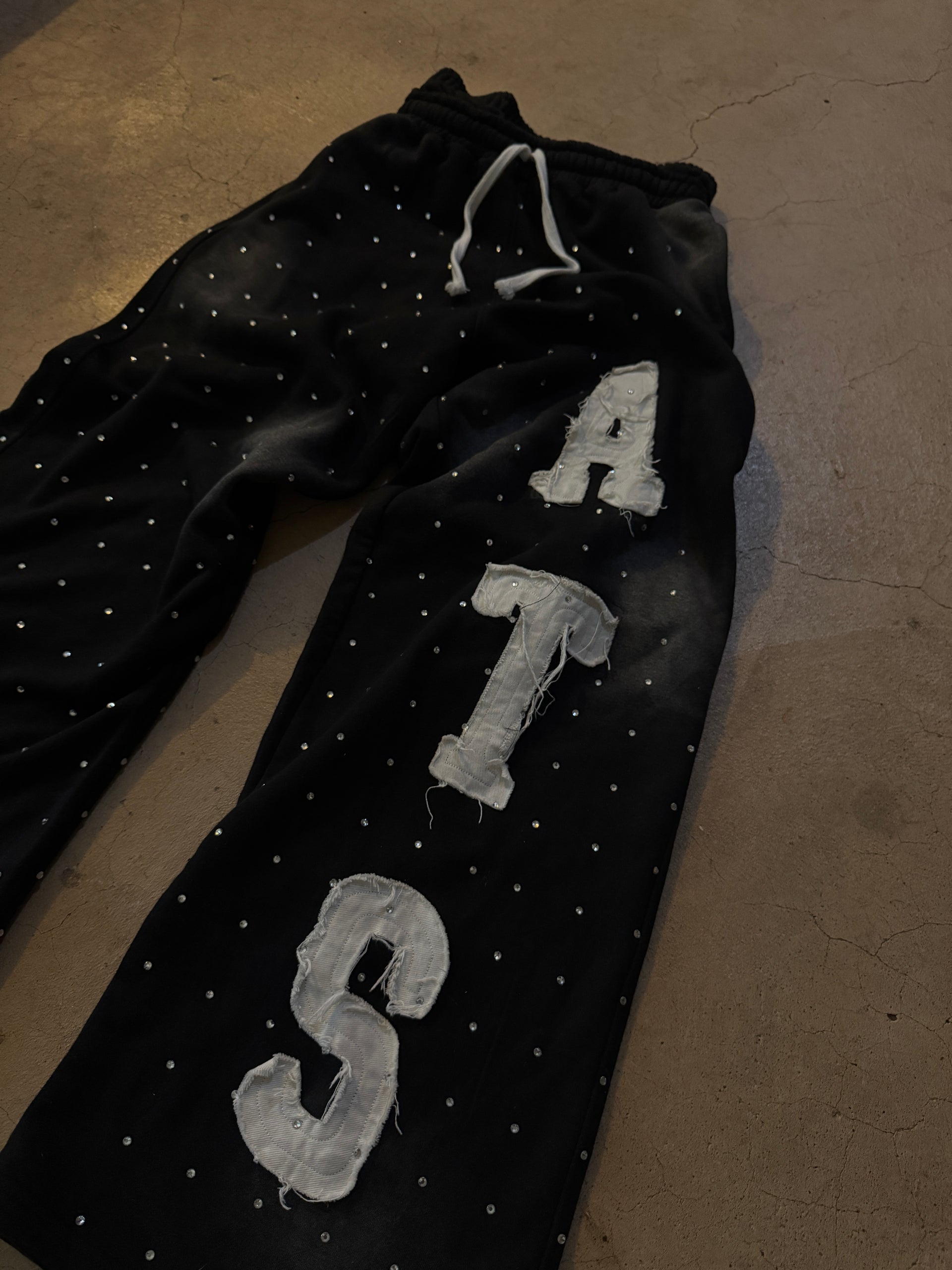 ATS BLACK SWEATS